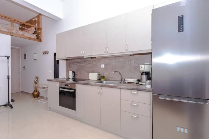 Eliora Studio & Aelia Apartment Ираклио Екстериор снимка